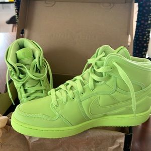 AIR JORDAN 1 KO WMNS “Billie Eilish" size 11 WMNS (9.5 men)